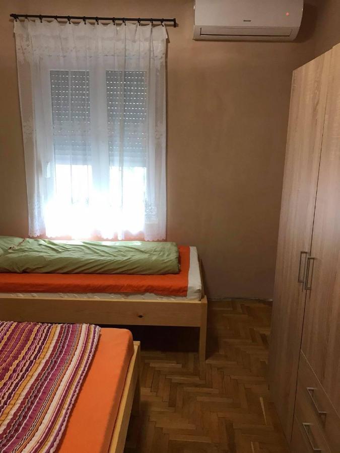 דירות Hajdúszoboszló Tahiti Apartman מראה חיצוני תמונה