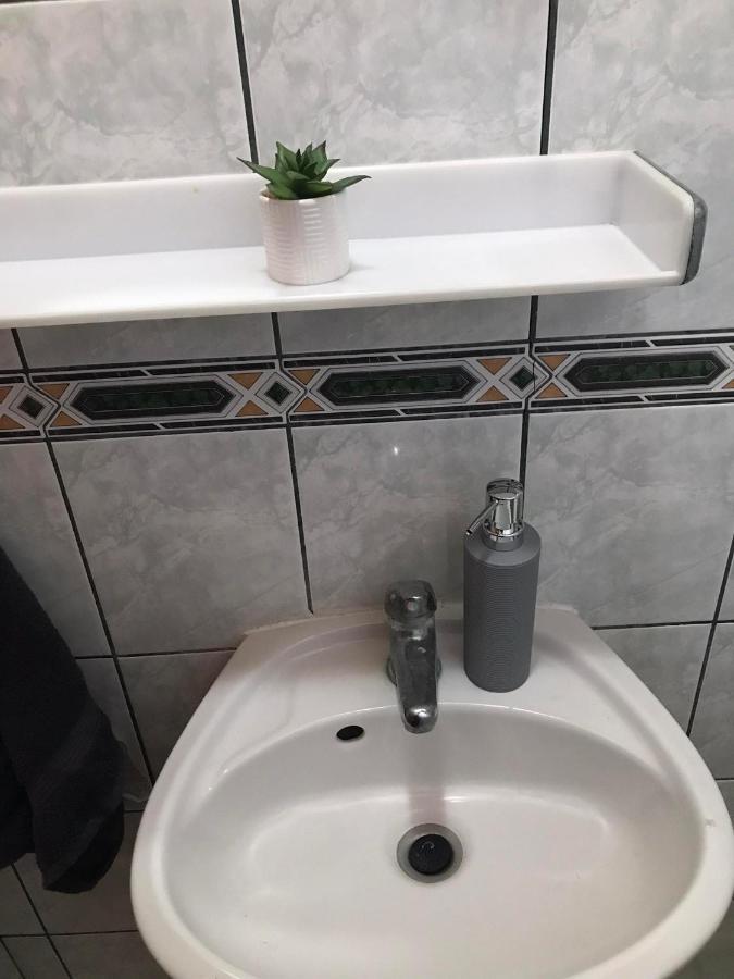 דירות Hajdúszoboszló Tahiti Apartman מראה חיצוני תמונה