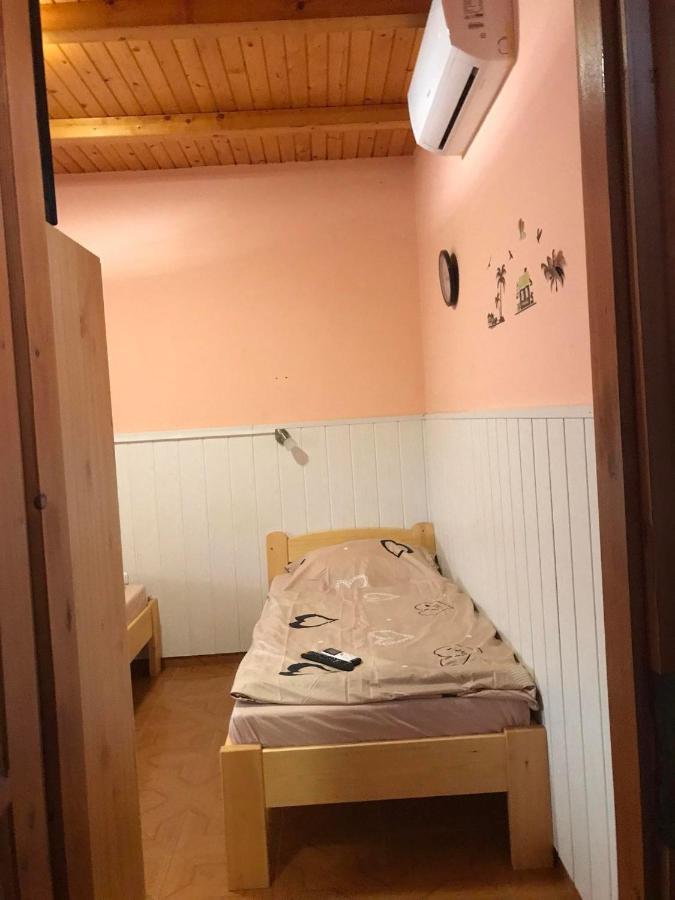 דירות Hajdúszoboszló Tahiti Apartman מראה חיצוני תמונה