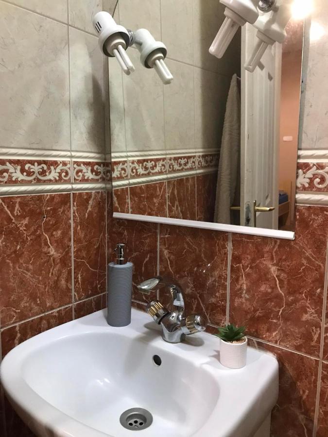 דירות Hajdúszoboszló Tahiti Apartman מראה חיצוני תמונה
