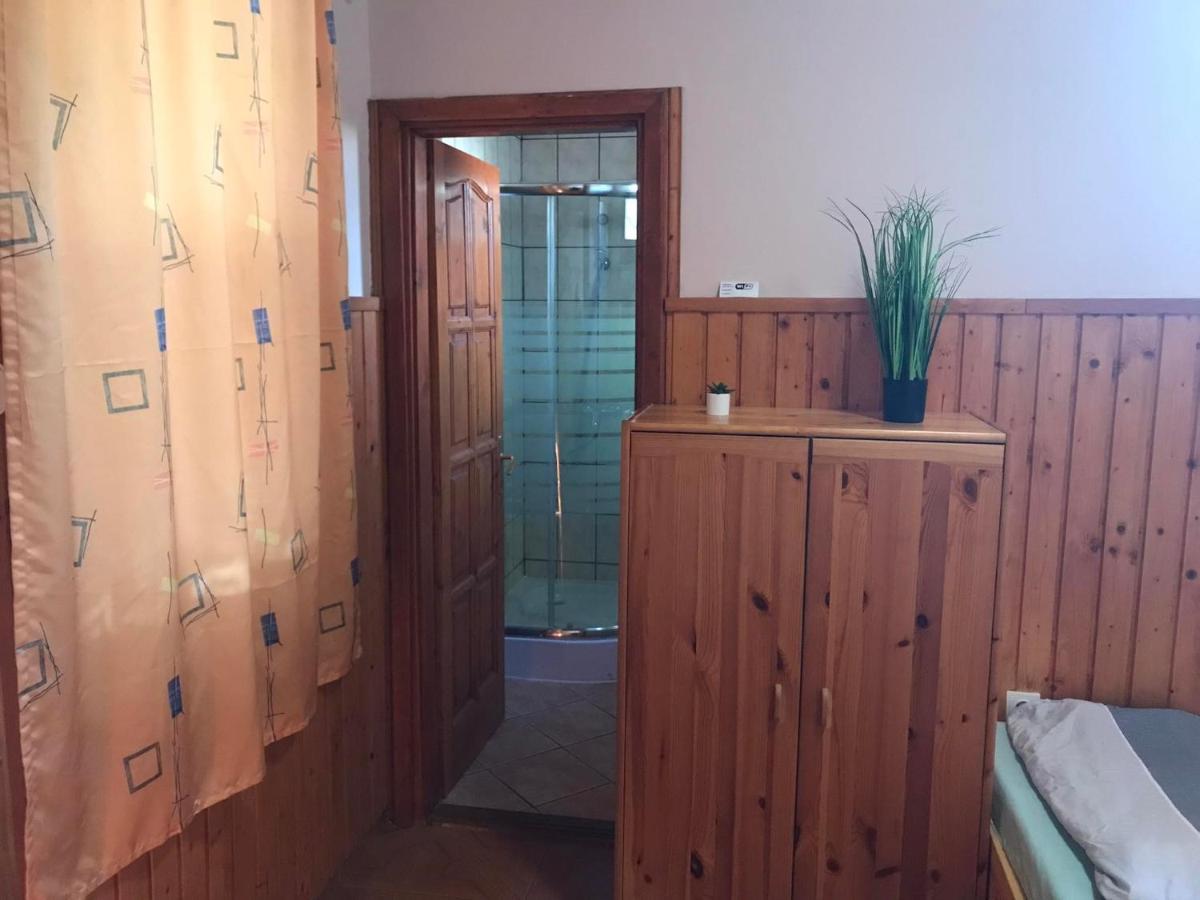 דירות Hajdúszoboszló Tahiti Apartman מראה חיצוני תמונה