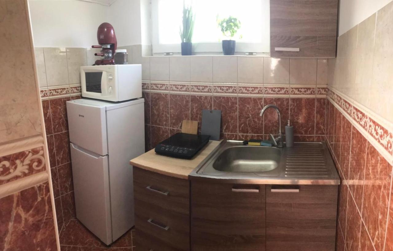 דירות Hajdúszoboszló Tahiti Apartman מראה חיצוני תמונה
