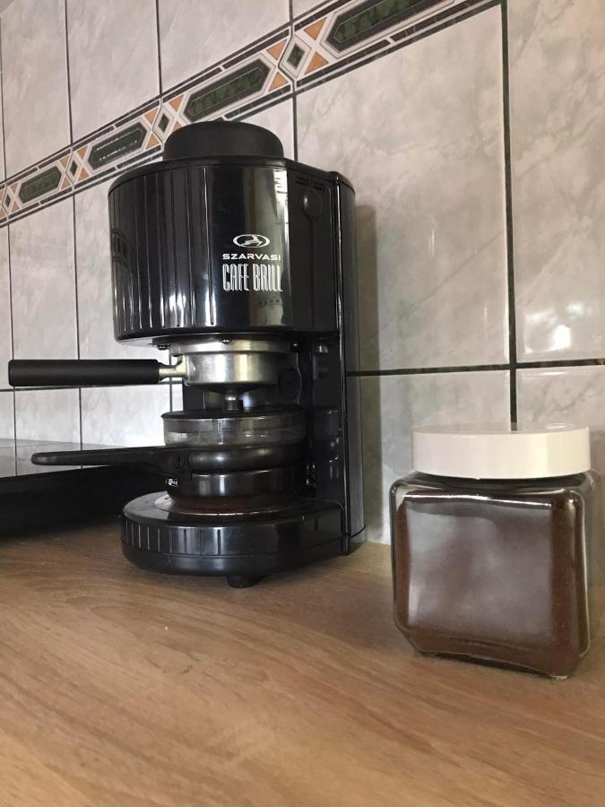 דירות Hajdúszoboszló Tahiti Apartman מראה חיצוני תמונה